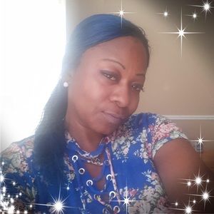 Meet your Posher, Tomekka smith